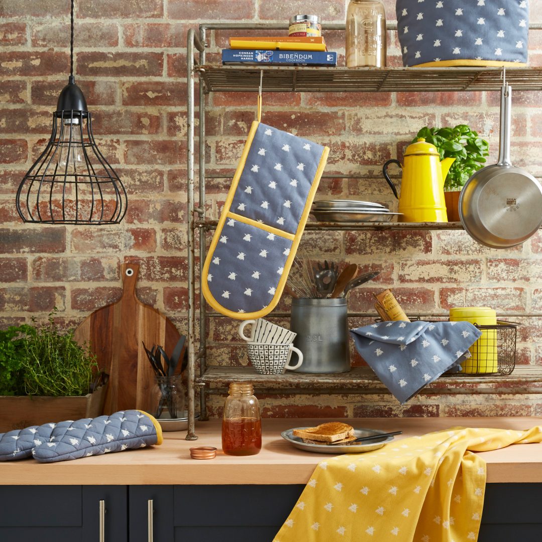 Ulster Weavers Bees Kitchen Textiles Fab Furnishings