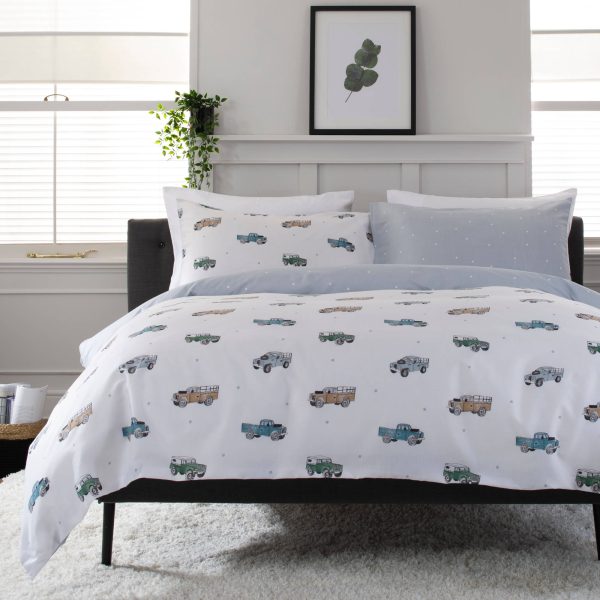 Deyongs Out Tracking Land Rover Duvet Cover Set Main