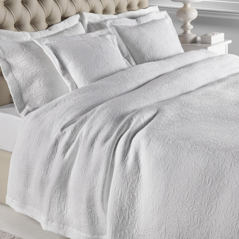 Design Port Bedspreads Throws & Bedding