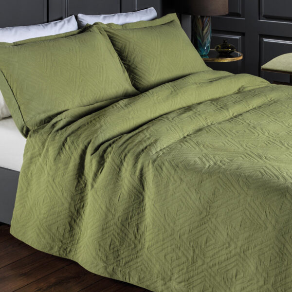 Design Port Padstow Bedspread Olive Green