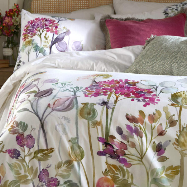 Country Hedgerow Close up of Duvet Cover Set