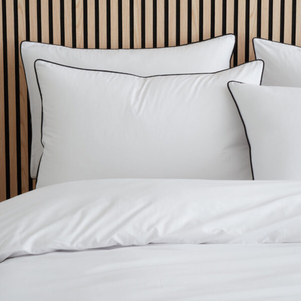 Cotton Piped Duvet Cover Set Cotton White Style Sisters Detail 3