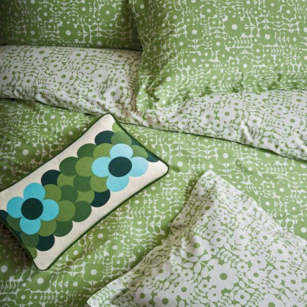 Orla Kiely Criss Cross Stem Basil Green Bedding Close Up Image