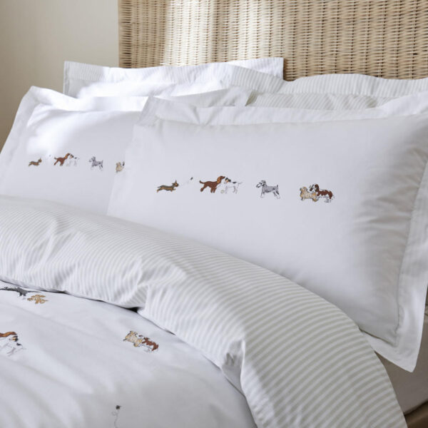 Sophie Allport Doggy Day Care Duvet Cover Set Close Up Image