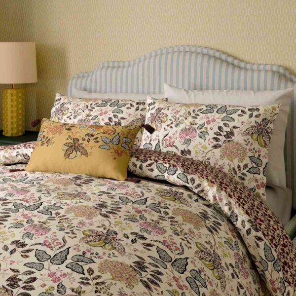 sanderson options madagascar damson duvet cover set close up image