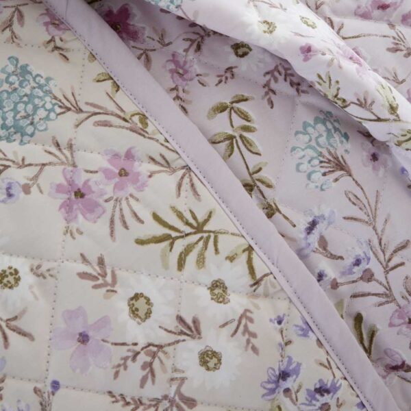 Bianca Ditsy Floral Bedspread Detail Image