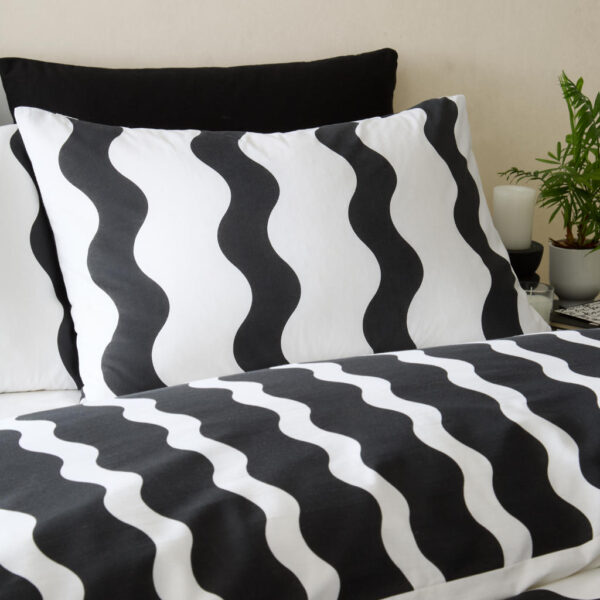 Sassy B Waves Pillowcase Image