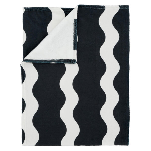 Sassy B Waves Throw Cut Out Image