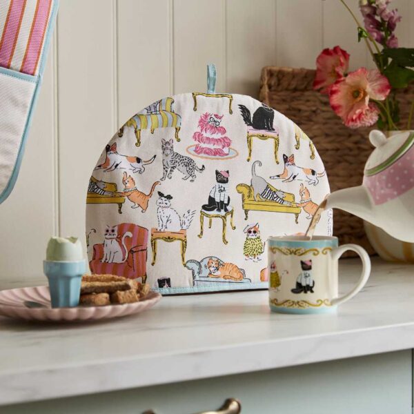 Ulster Weavers Cool Cats Tea Cosy Main Image