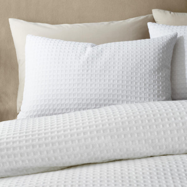 Pineapple Elephant Muscat Waffle White Pillowcase Image