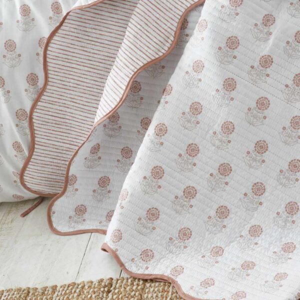 Pineapple Elephant Woodblock Floral Bedspread Detail Image