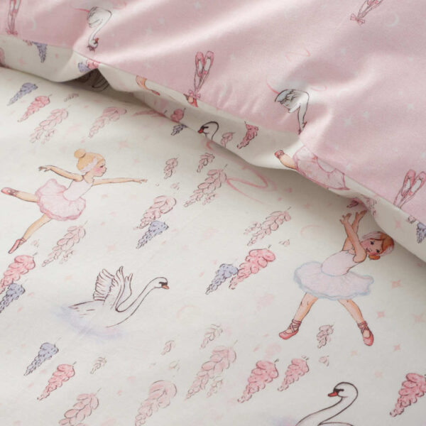 Belle & Boo Childrens Ballerina Bedding Close Up Image