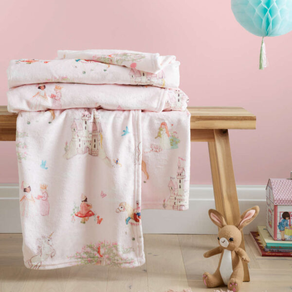 Belle & Boo Childrens Fairytale Throw