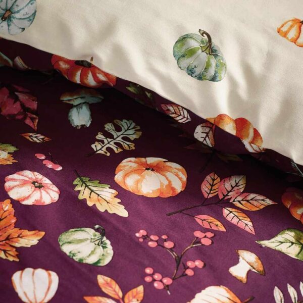 Catherine Lansfield Autumn Pumpkins Duvet Cover Set Close Up Image