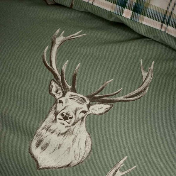 Stag Green Reversible Bedding Lansfield Detail Image