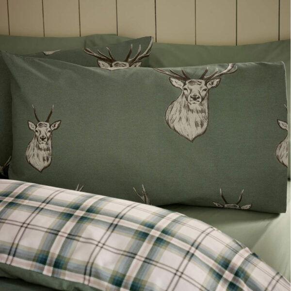 Stag Green Reversible Bedding Lansfield Pillowcase Image