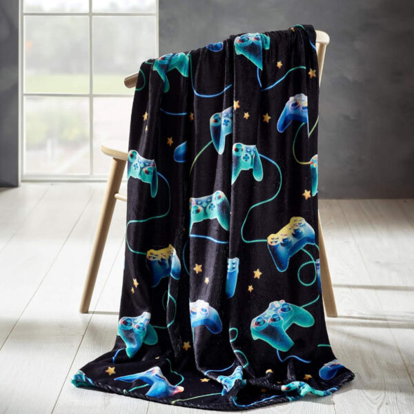 Christmas Gamer Navy Bedding Lansfield Throw Main Image