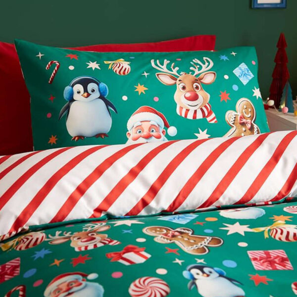 Christmas Icons Green Bedding Lansfield Pillowcase Image