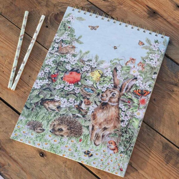 Wrendale Nature Sketchbook Hedgerow