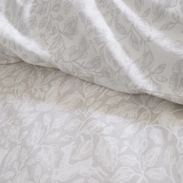 Bianca Cotton Bedding Woodland Detail Image