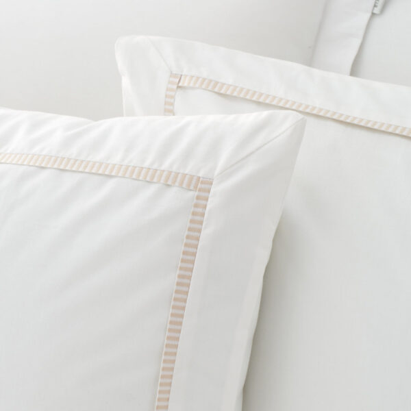 Contrast Trim Cotton Bedding White Natural Bianca Pillowcase Trim Detail