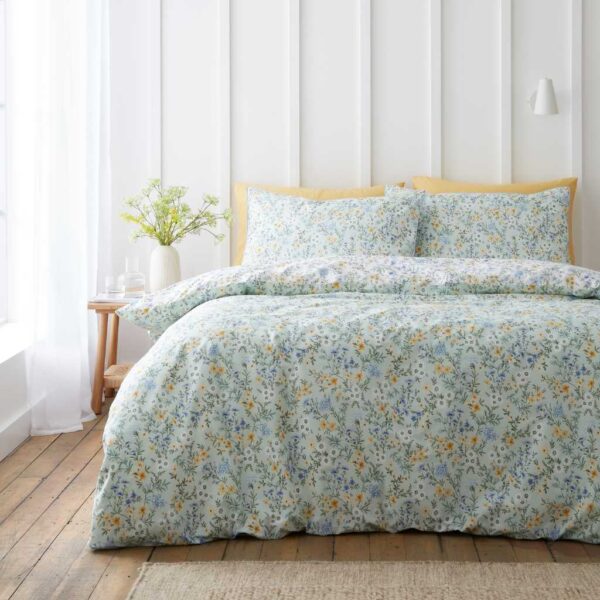 Ditsy Floral Green Bedding Main Image