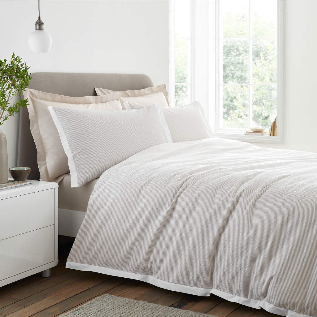 Woven Stripe Natural Bedding Seersucker Bianca Main Image