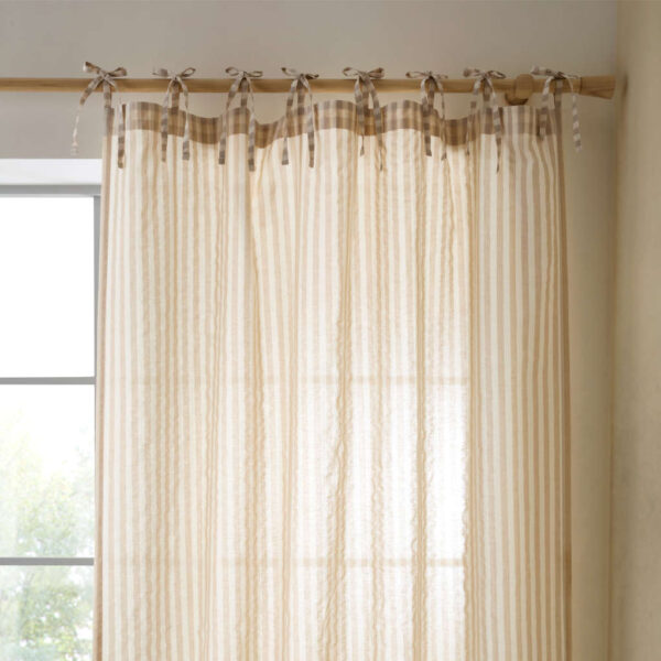 Zanzibar Natural Voile Yarn Panel Header Image