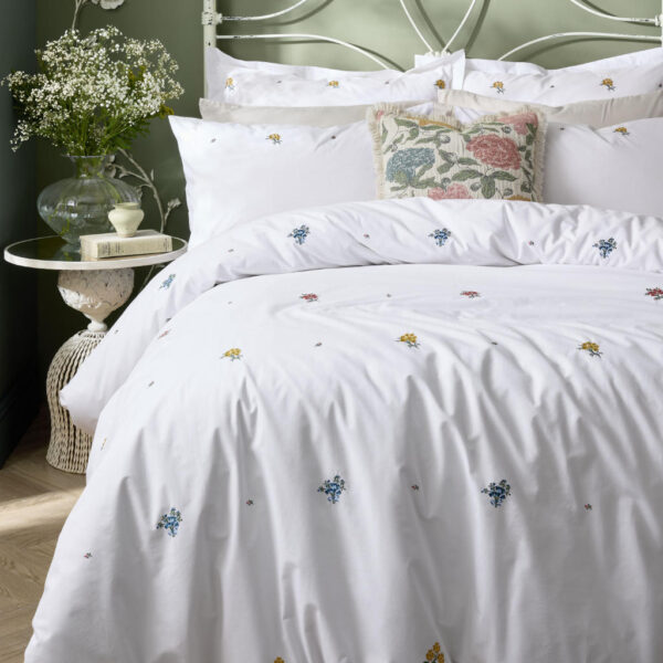 Historic Royal Palaces Royal Embroidery Multi Duvet Cover Set