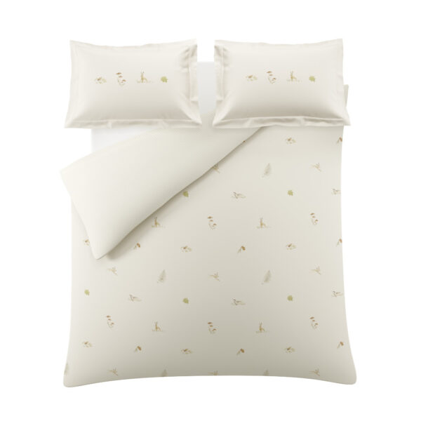 Sophie Allport Autumn Foraging Off White Bedding Overhead Image