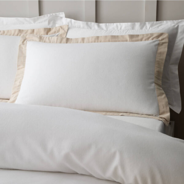 Brushed Tailored White Bedding Bianca Pillowcase Image