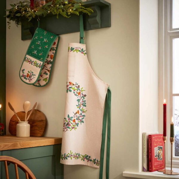 Christmas Robins Apron