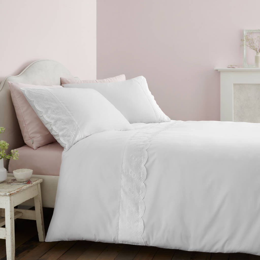 Elise Lace White Bedding Bianca Main Image