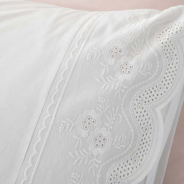 Elise Lace White Bedding Bianca Pillowcase Lace Detail Image