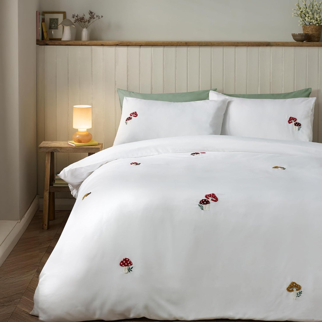 Woodland Crochet White Duvet Cover Set