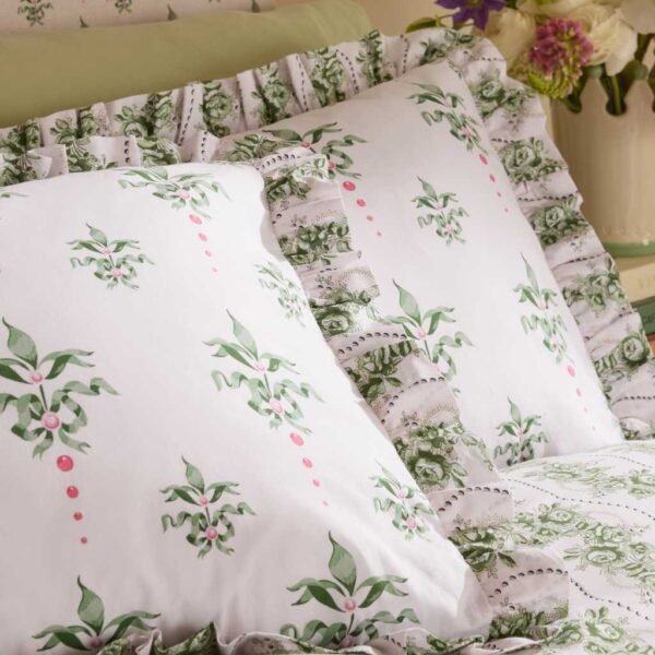 Cath Crest Floral Bedding Pillowcase Image