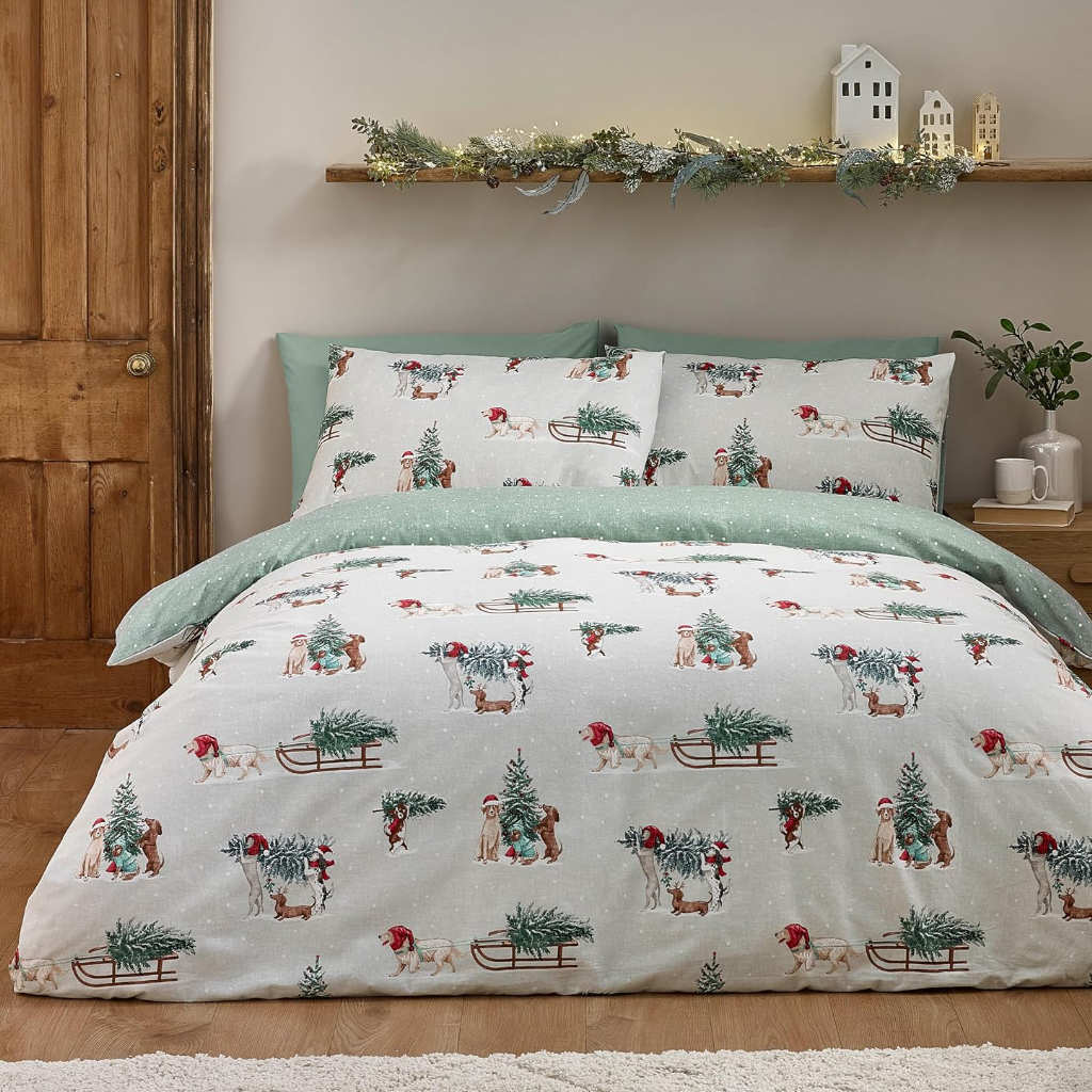 Brushed Christmas Dogs Bedding Lansfield Main Image