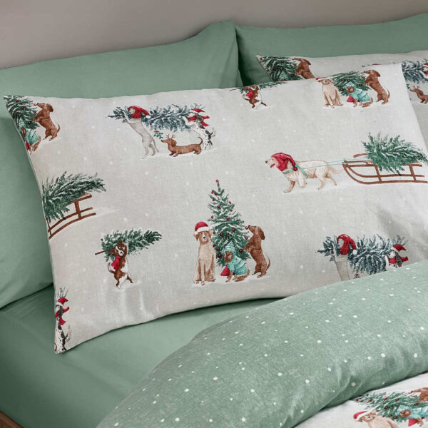 Brushed Christmas Dogs Bedding Lansfield Pillowcase Image