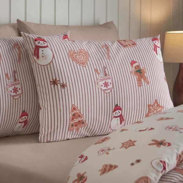 Christmas Gingerbread Stripe Bedding Lansfield Pillowcase Image