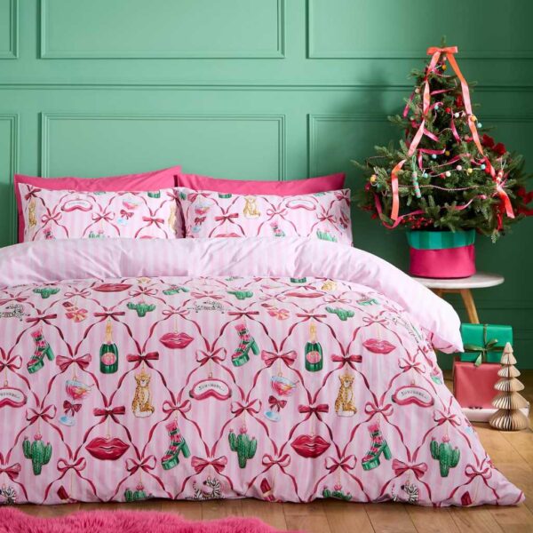 Christmas Kitsch Pink Bedding Lansfield Main Image