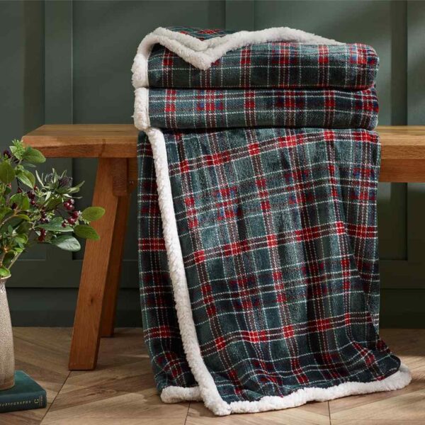 Tartan Check Green Throw Lansfield Main Image