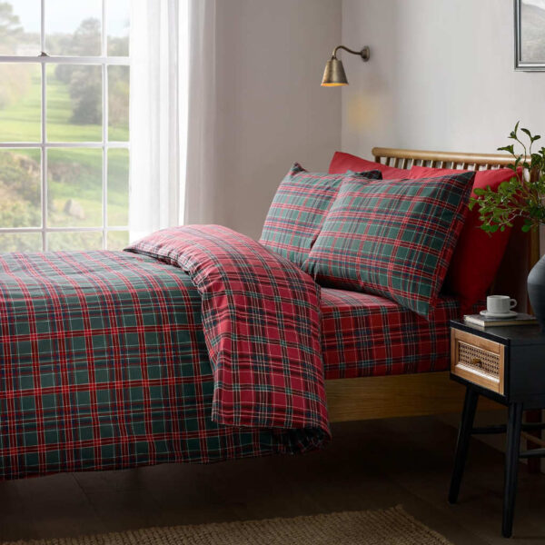 Tartan Check Reversible Bedding Lansfield Reverse Image